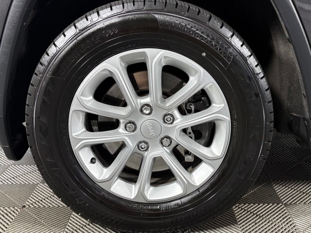 2021 Jeep Grand Cherokee Laredo E