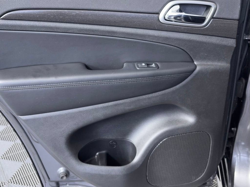 2017 Jeep Grand Cherokee Altitude
