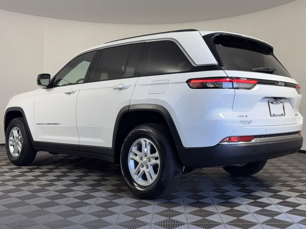 2023 Jeep Grand Cherokee Laredo