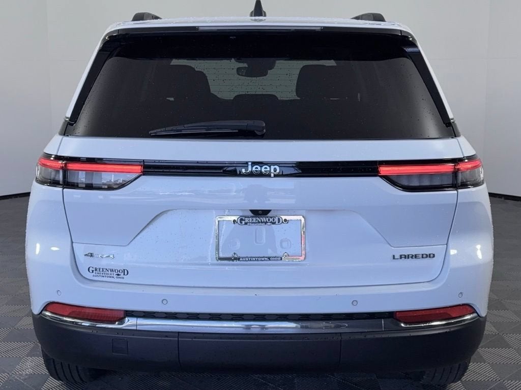2023 Jeep Grand Cherokee Laredo