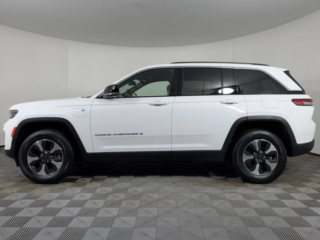 2023 Jeep Grand Cherokee 4xe BASE