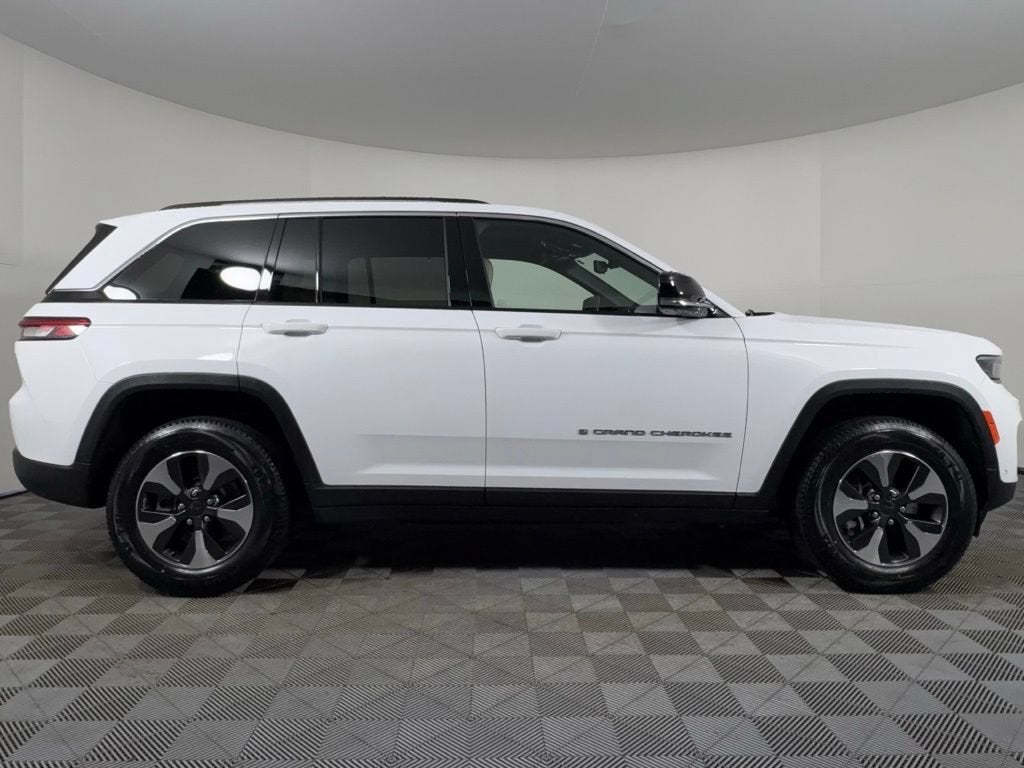 2023 Jeep Grand Cherokee 4xe BASE