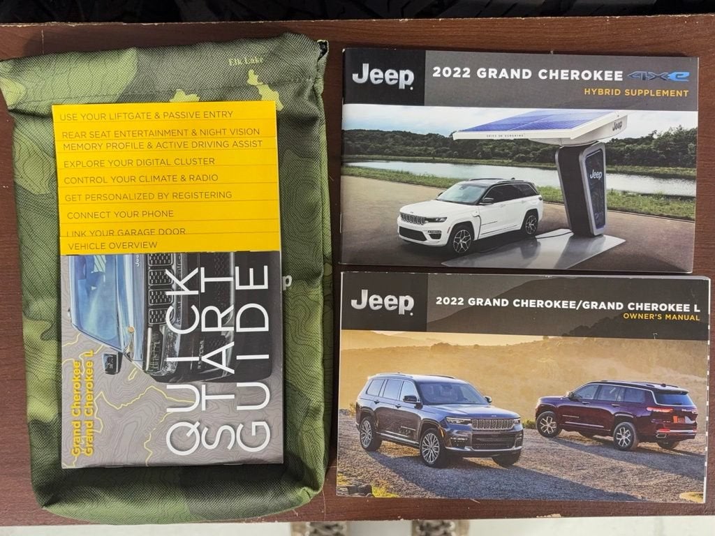 2022 Jeep Grand Cherokee 4xe BASE