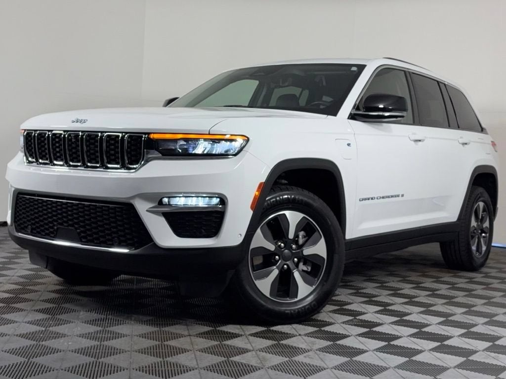 2022 Jeep Grand Cherokee 4xe BASE