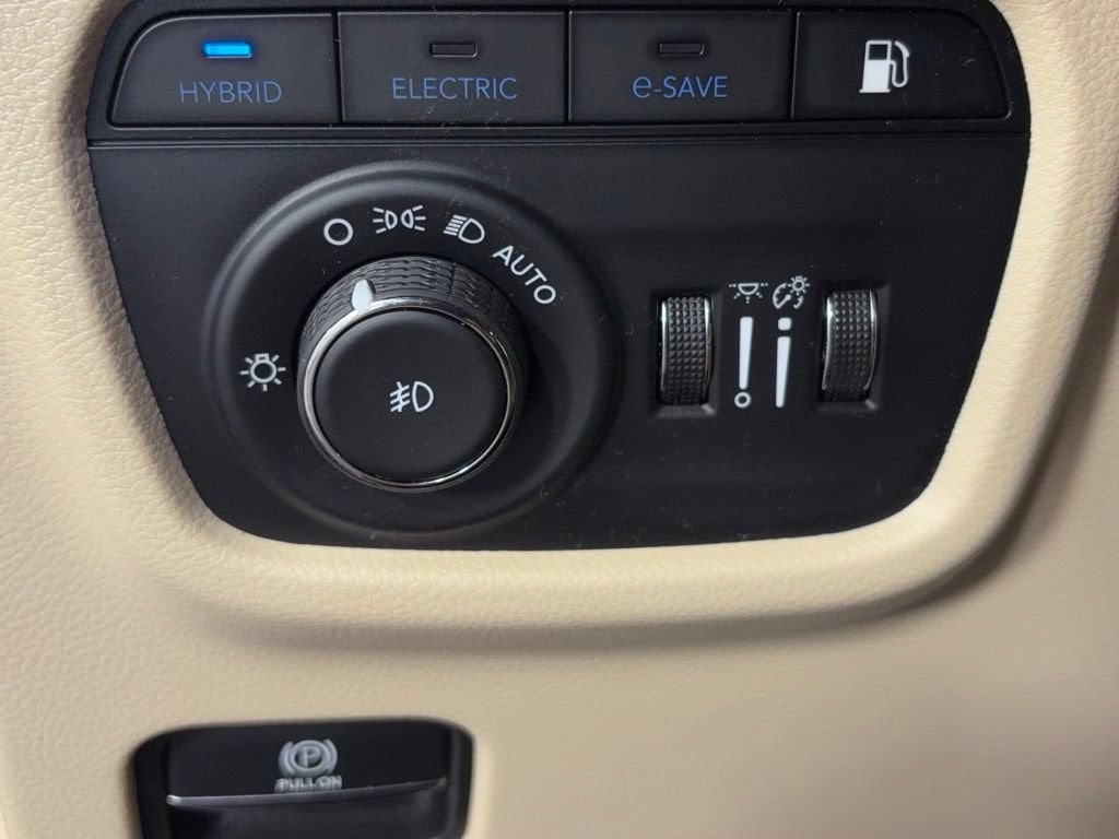 2023 Jeep Grand Cherokee 4xe BASE