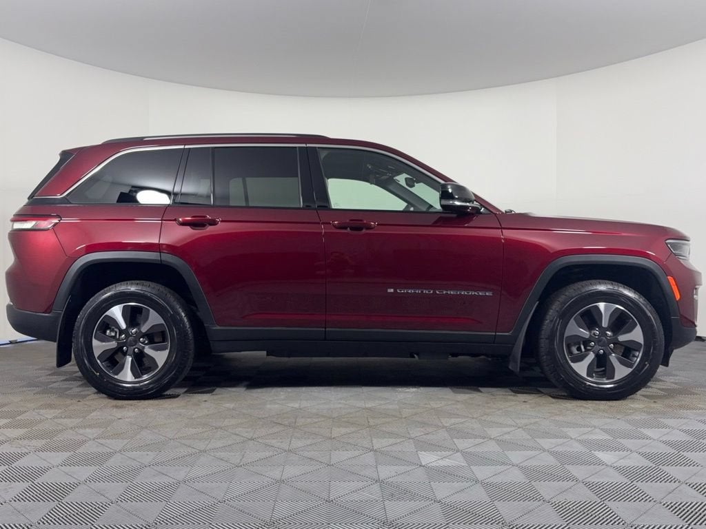 2023 Jeep Grand Cherokee 4xe BASE