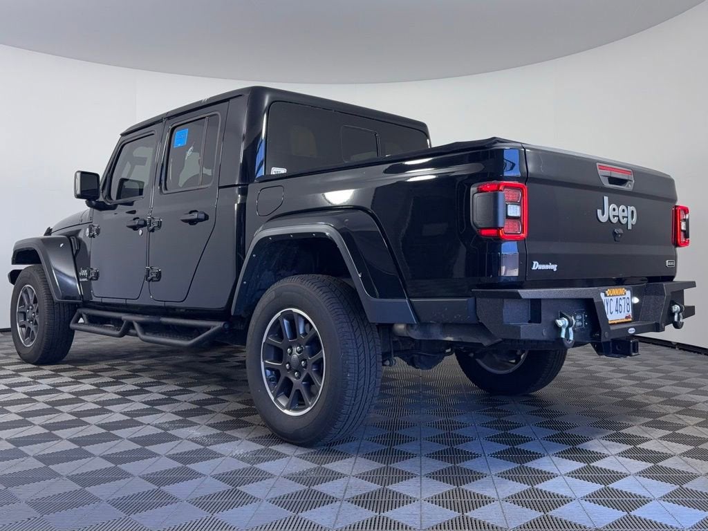 2022 Jeep Gladiator Overland