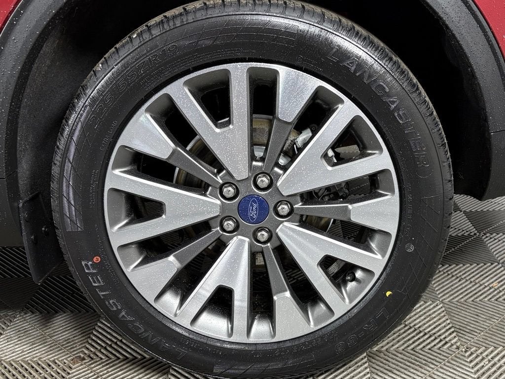 2022 Ford Escape Titanium
