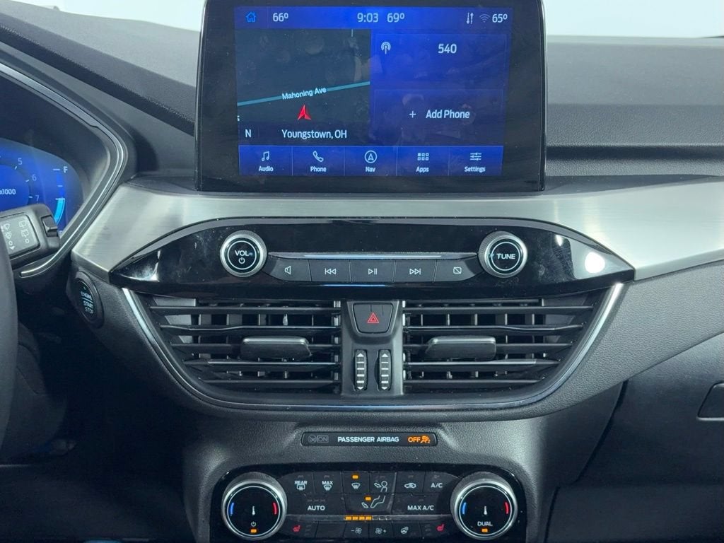 2022 Ford Escape Titanium
