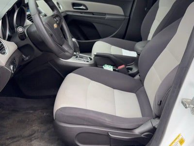 2013 Chevrolet Cruze LS