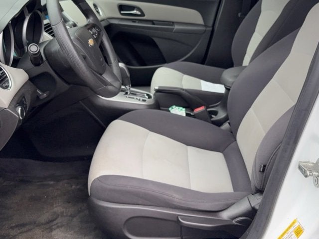 2013 Chevrolet Cruze LS