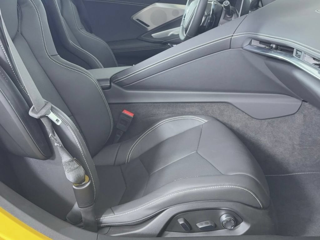 2025 Chevrolet Corvette Stingray 2LT