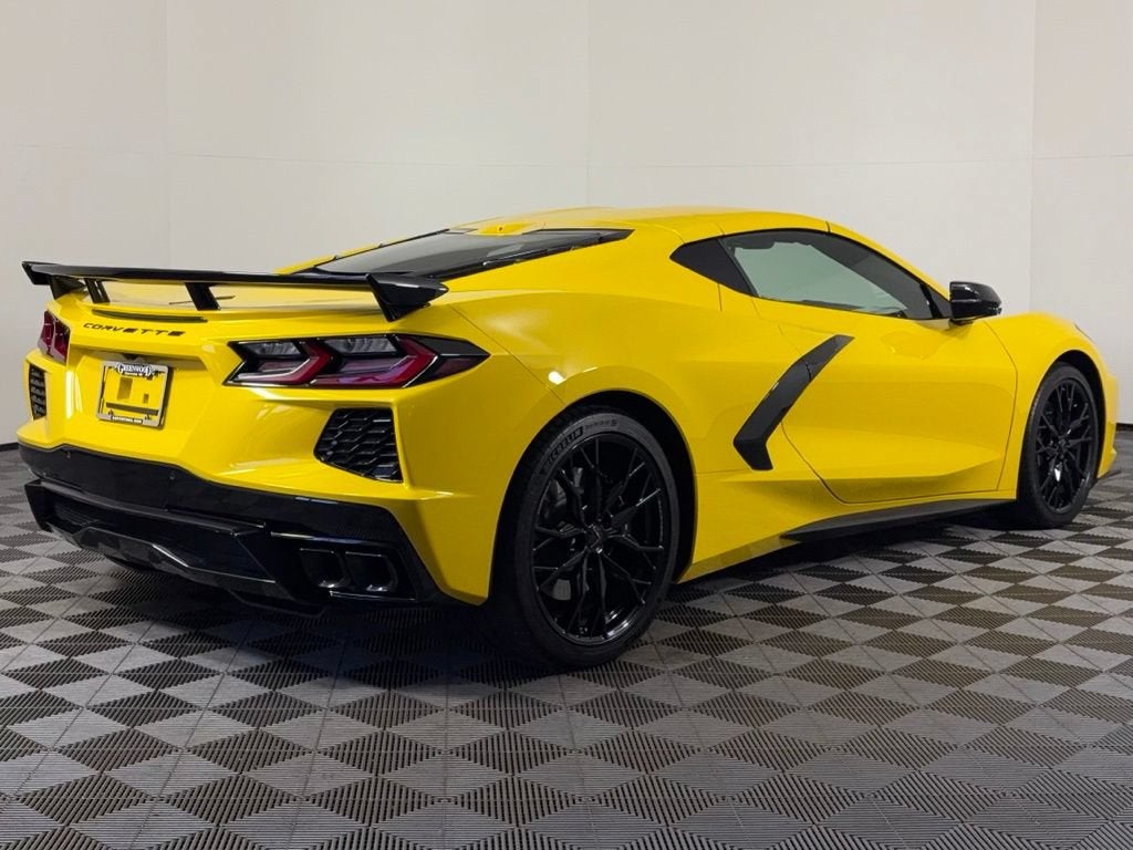 2025 Chevrolet Corvette Stingray 2LT