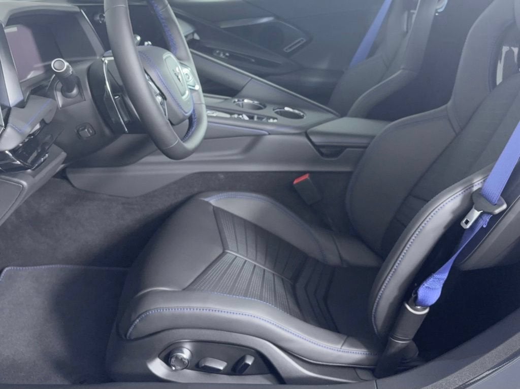 2027 Chevrolet Corvette 3LT - Photo 15