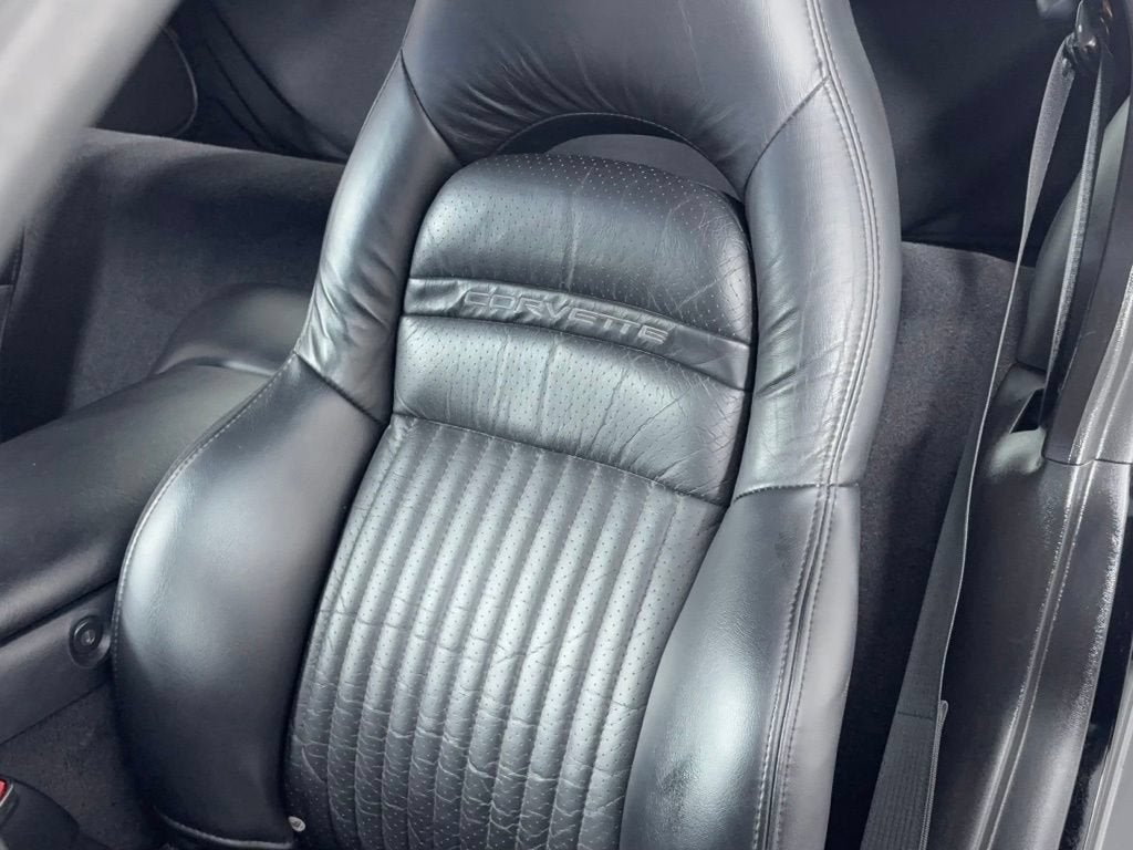 2004 Chevrolet Corvette NA