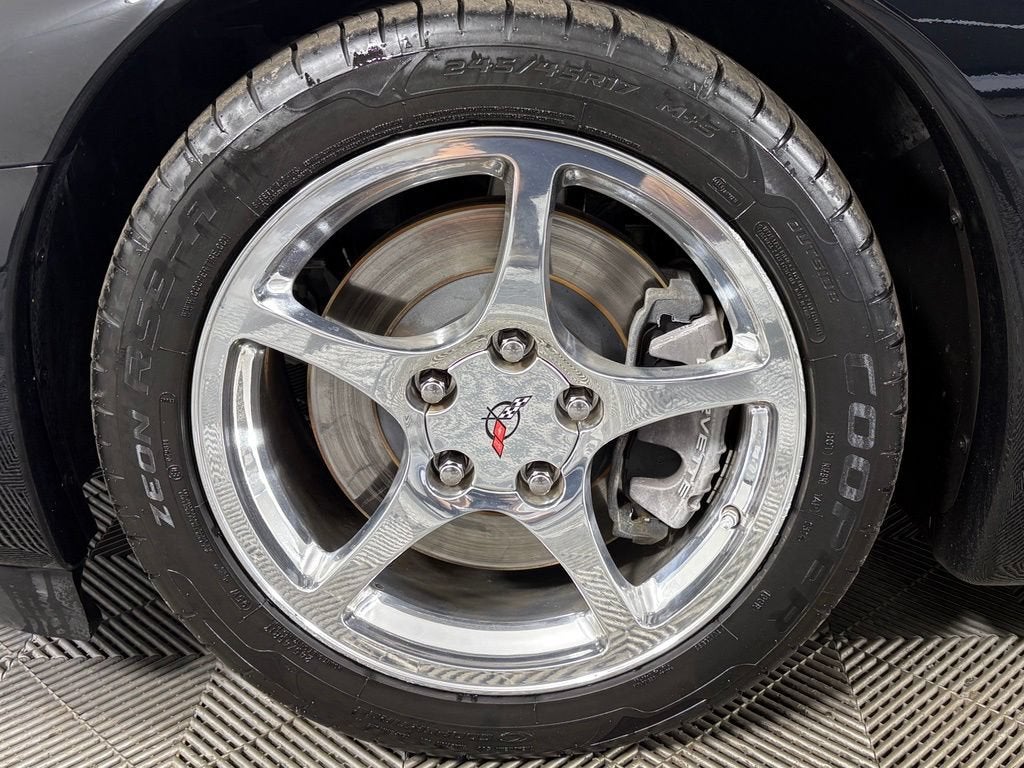 2004 Chevrolet Corvette NA