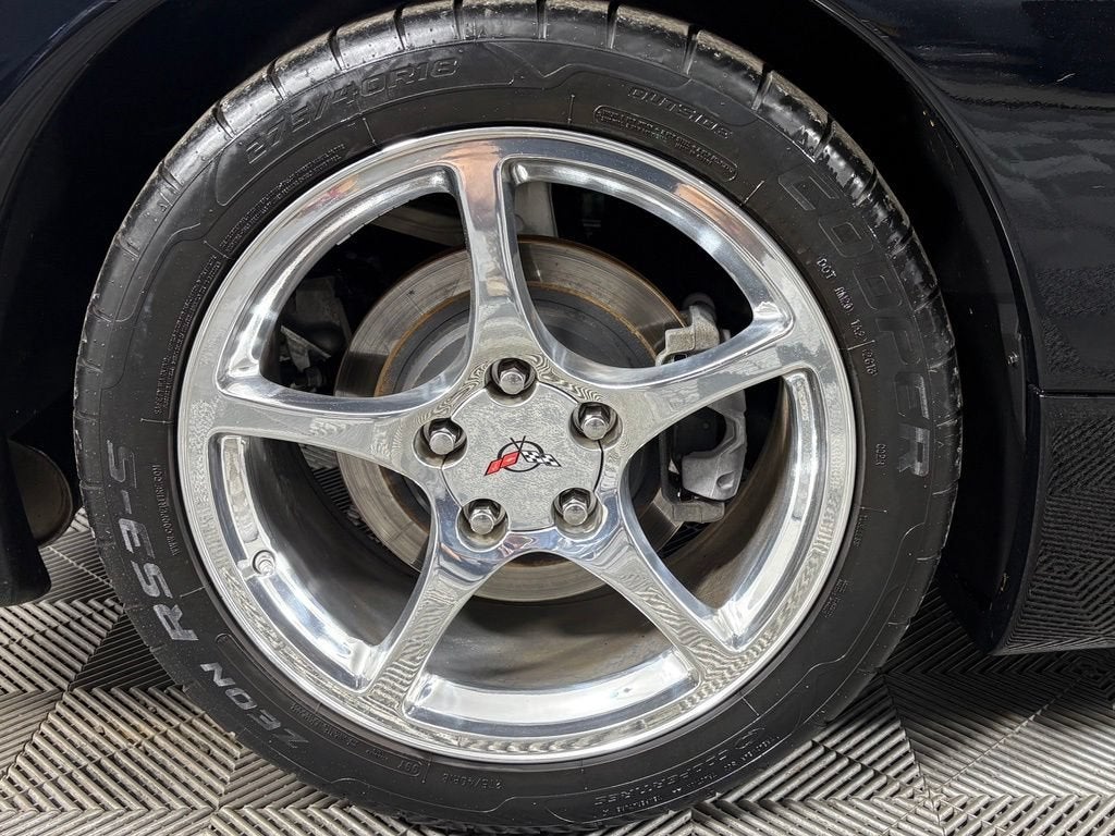 2004 Chevrolet Corvette NA