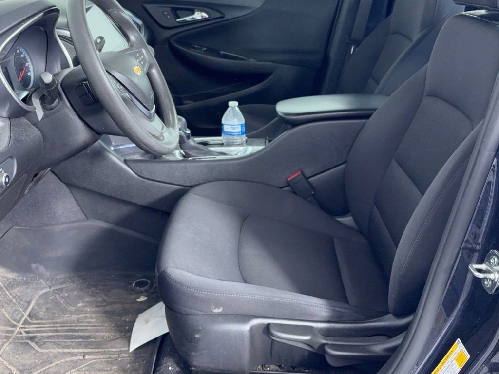 2022 Chevrolet Malibu LS