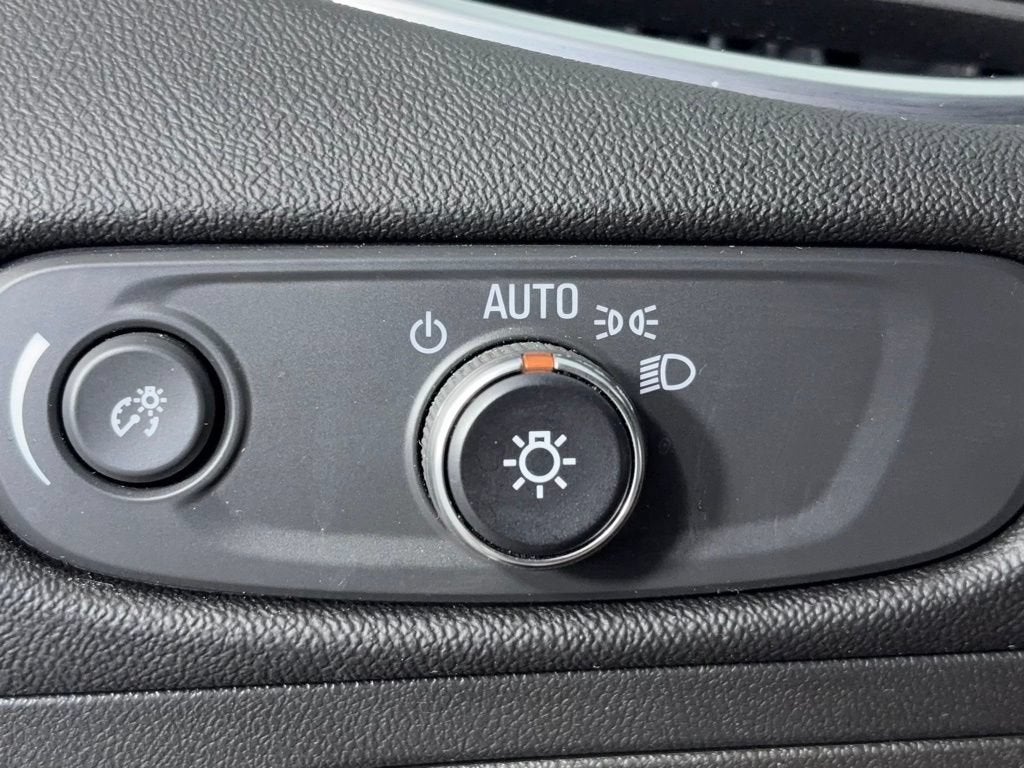 2023 Chevrolet Malibu 2LT