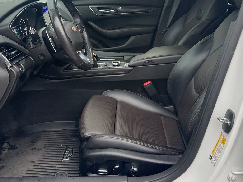 2023 Cadillac CT5 Sport