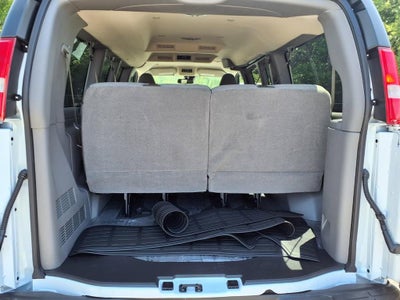2026 Chevrolet Express Passenger 1LT