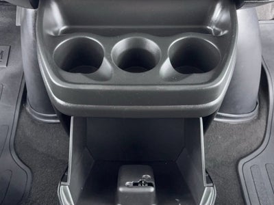 2025 Chevrolet Express Passenger 1LT