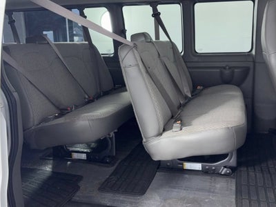 2025 Chevrolet Express Passenger 1LT