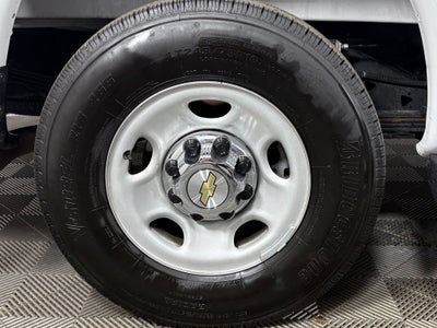 2025 Chevrolet Express Passenger 1LT