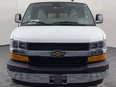 2025 Chevrolet Express Passenger 1LT