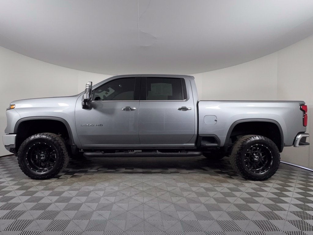 2025 Chevrolet Silverado 3500 HD LTZ