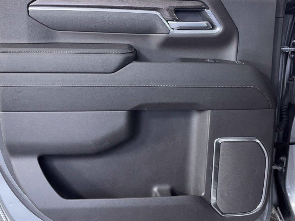 2025 Chevrolet Silverado 3500 HD LTZ