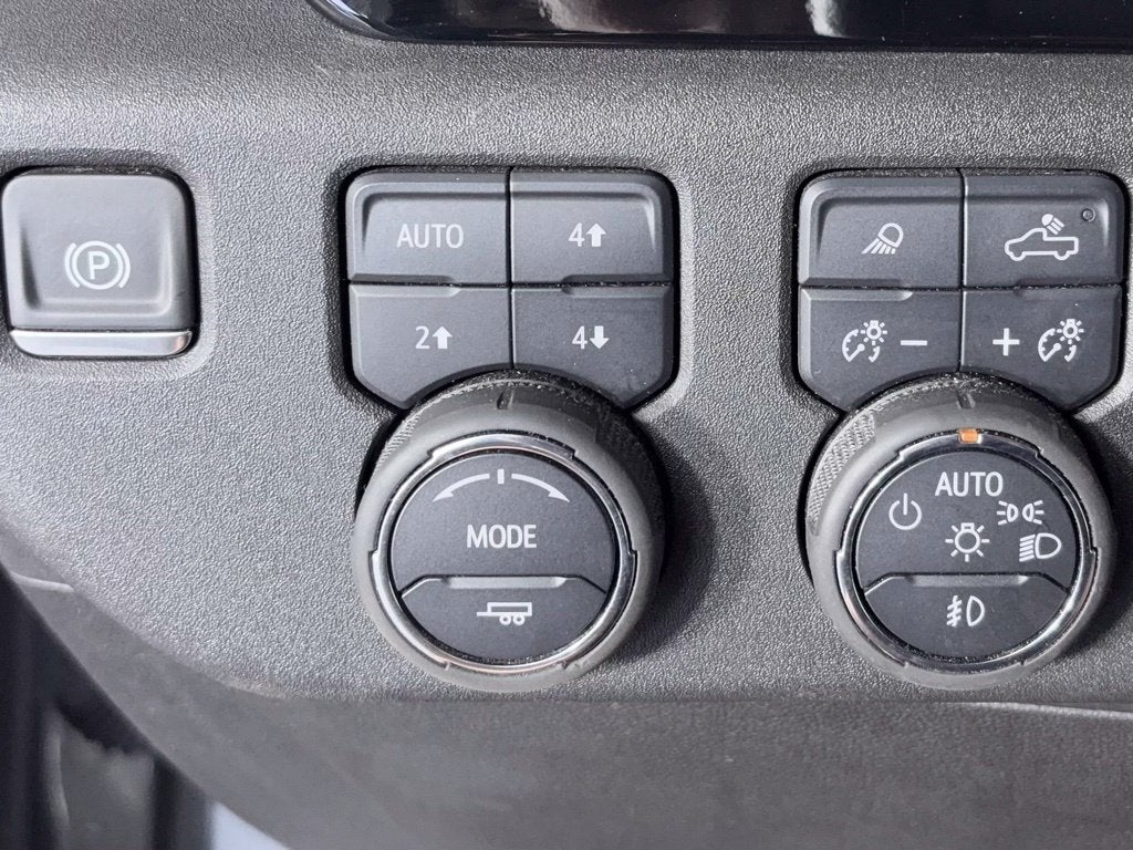 2025 Chevrolet Silverado 3500 HD LTZ