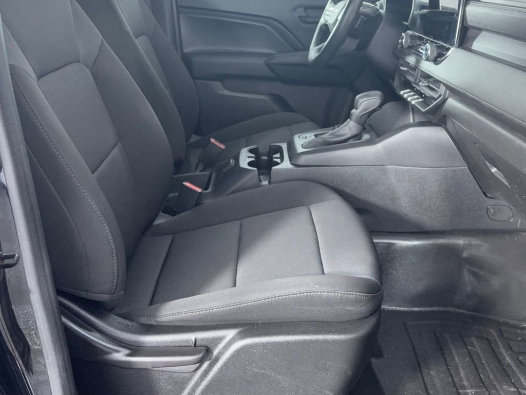 2023 Chevrolet Colorado WT
