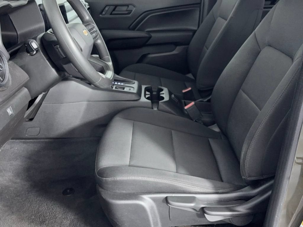2023 Chevrolet Colorado WT