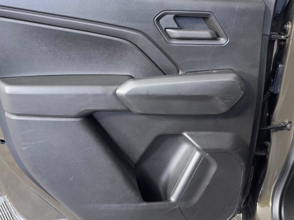 2023 Chevrolet Colorado WT