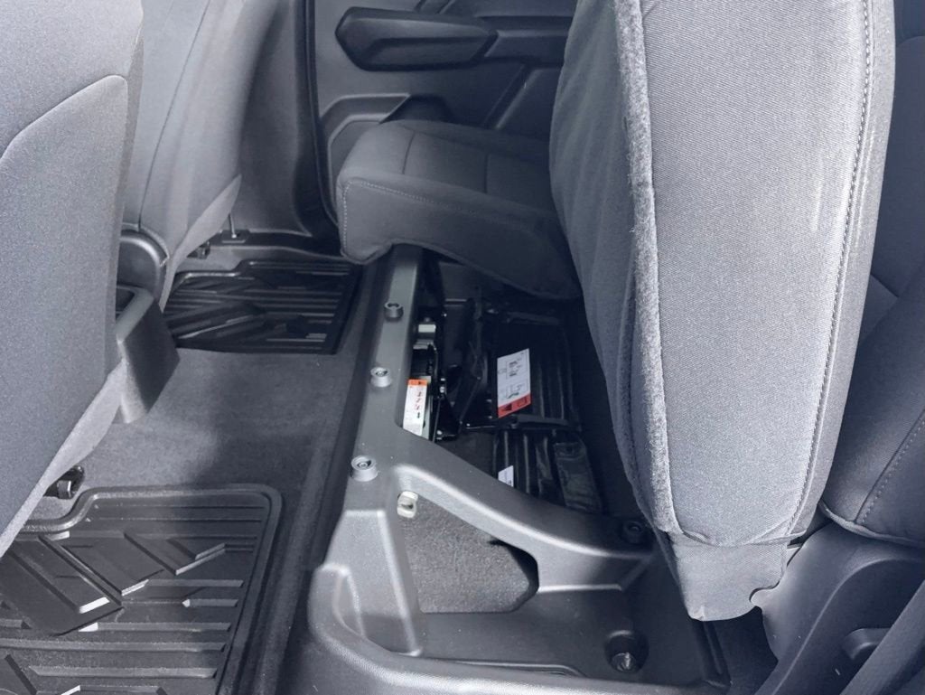 2024 Chevrolet Colorado WT