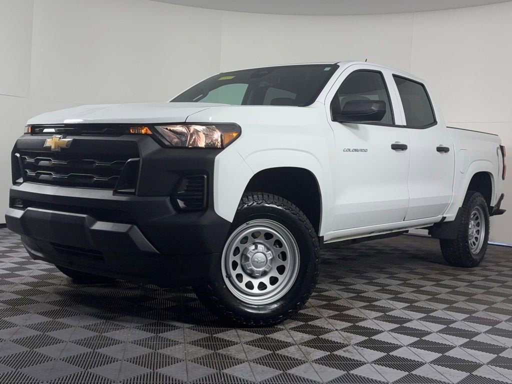 2023 Chevrolet Colorado WT