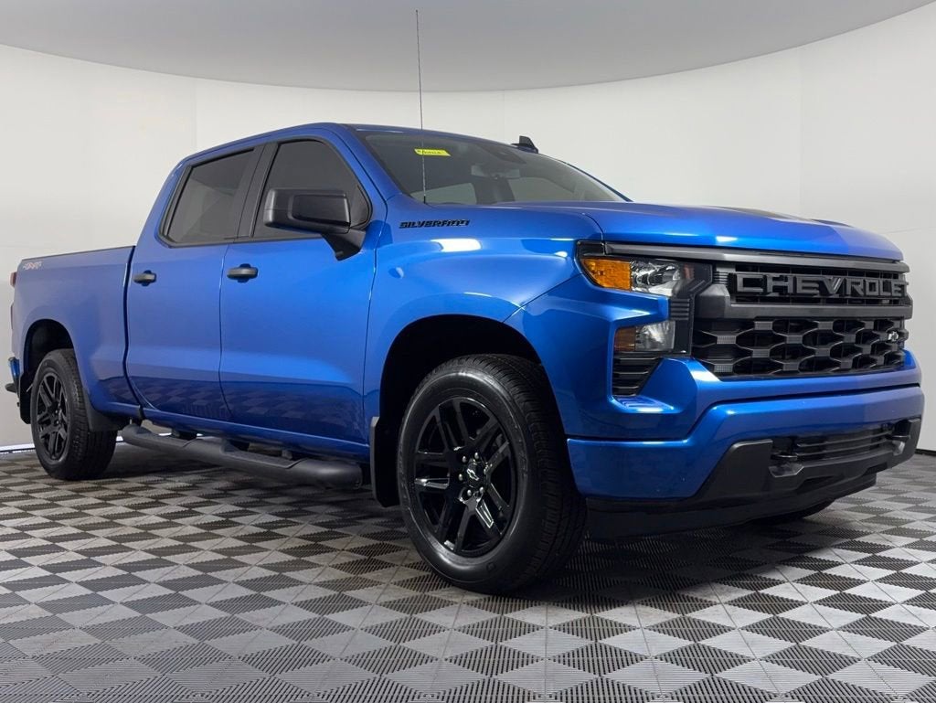 2024 Chevrolet Silverado 1500 Custom
