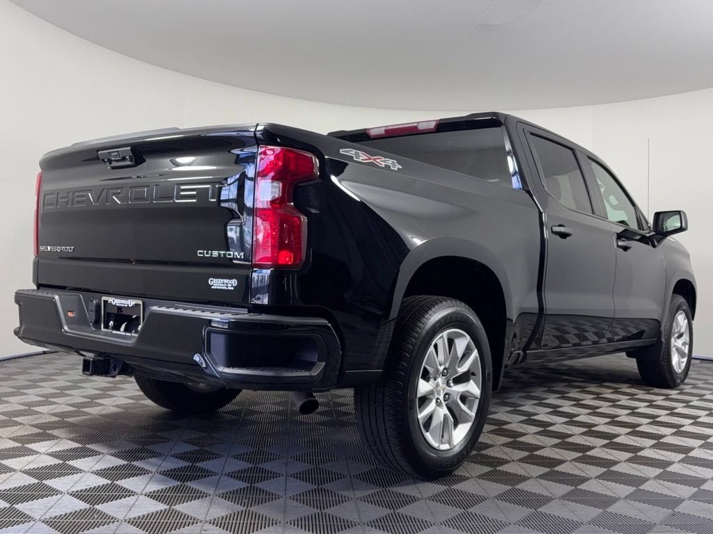 2023 Chevrolet Silverado 1500 Custom