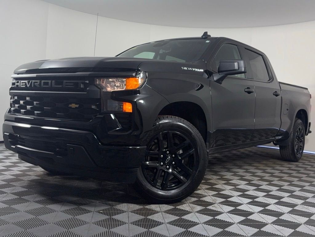 2024 Chevrolet Silverado 1500 Custom