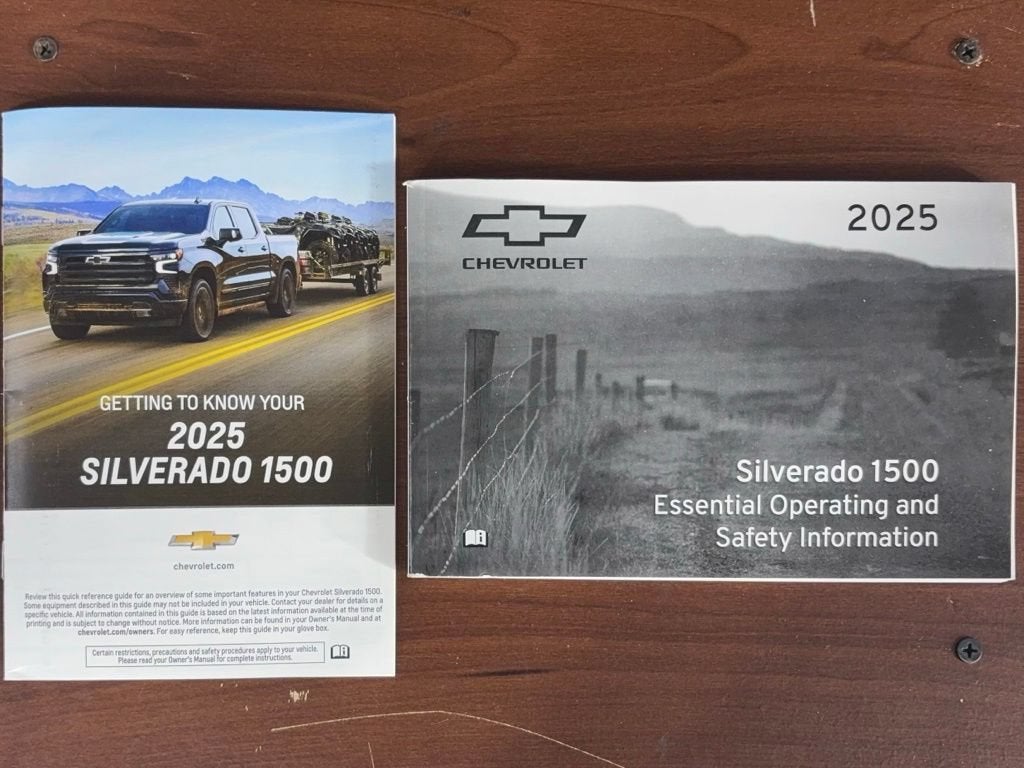 2025 Chevrolet Silverado 1500 RST