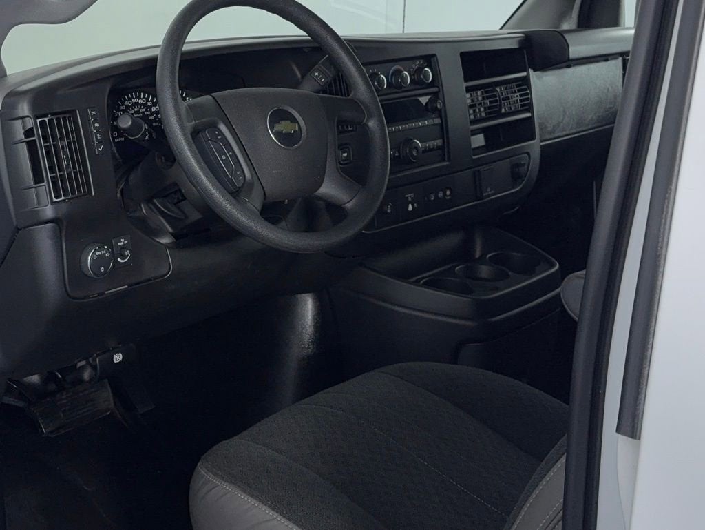 2024 Chevrolet Express Cargo 2500 WT