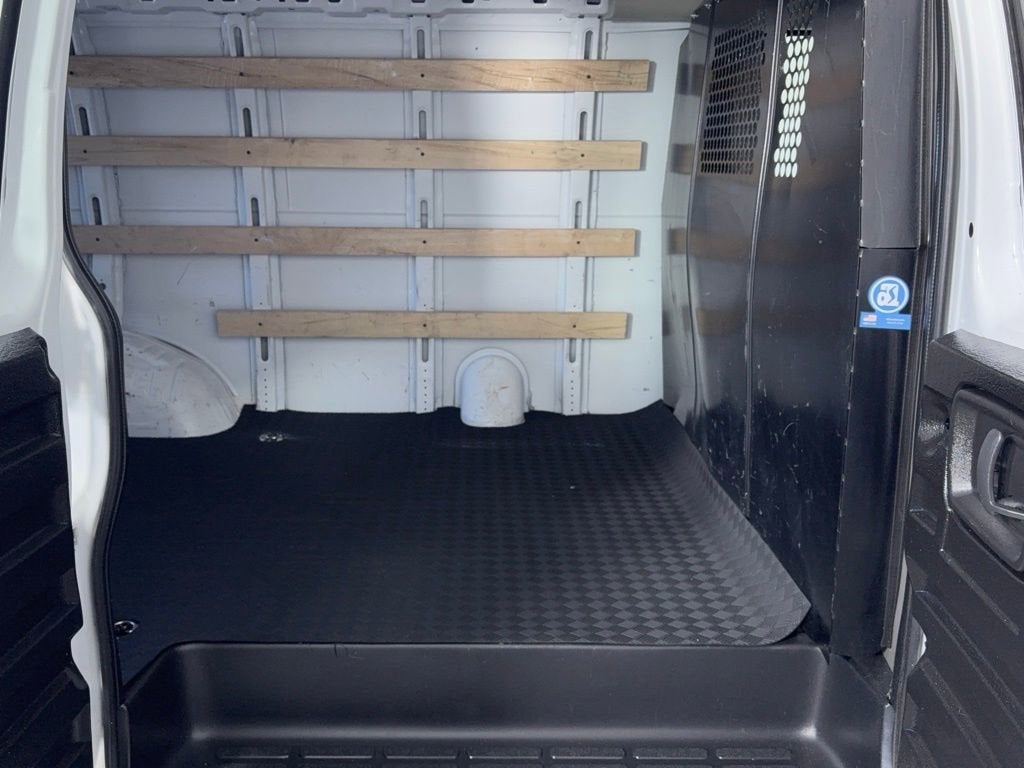 2024 Chevrolet Express Cargo 2500 WT