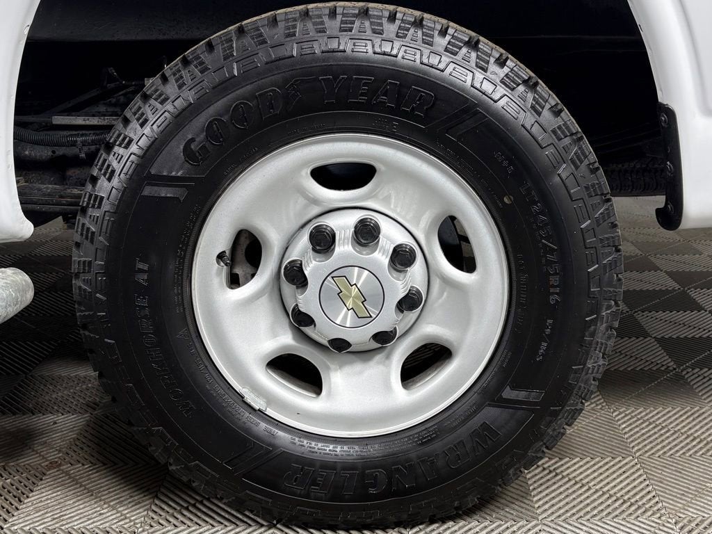 2024 Chevrolet Express Cargo 2500 WT