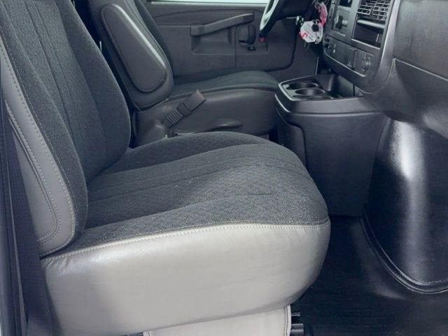 2024 Chevrolet Express Cargo 2500 WT