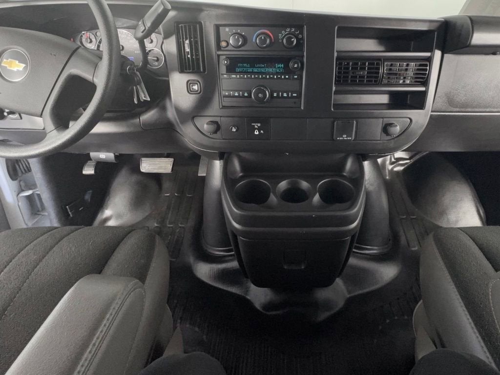 2024 Chevrolet Express Cargo 2500 WT