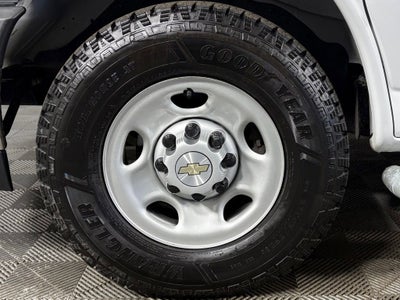 2024 Chevrolet Express Cargo 2500 WT