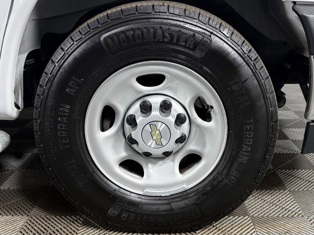 2024 Chevrolet Express Cargo 2500 WT