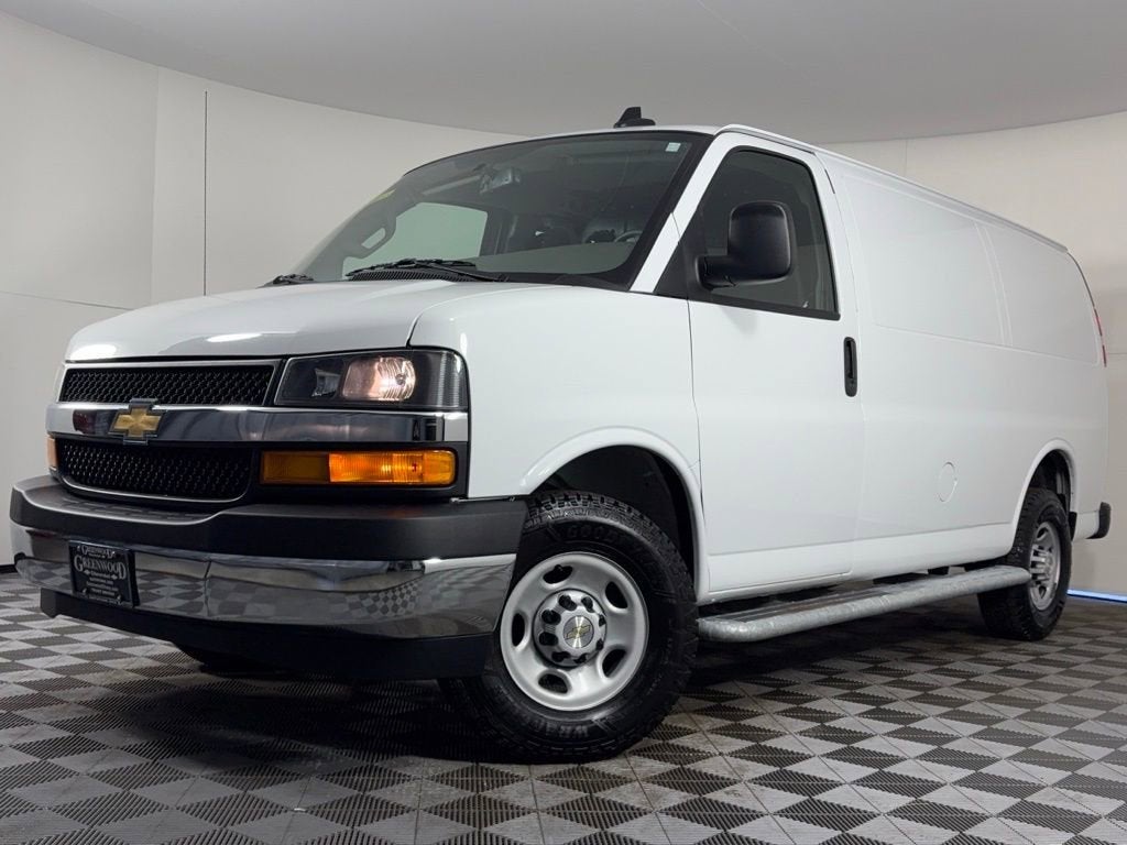 2024 Chevrolet Express Cargo 2500 WT