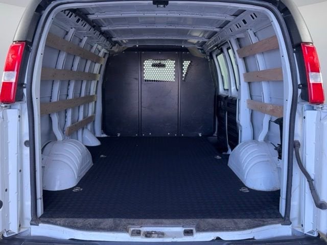 2024 Chevrolet Express Cargo 2500 WT